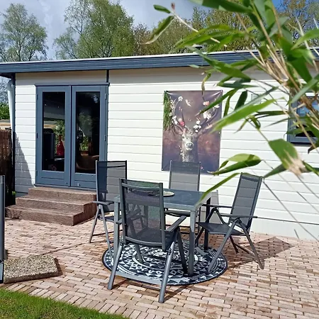 Welkom In Chalet Floral Deer Op De Veluwe Шале