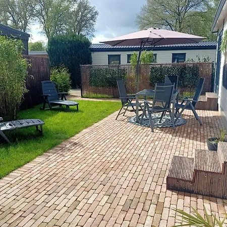 Welkom In Chalet Floral Deer Op De Veluwe * Пюттен