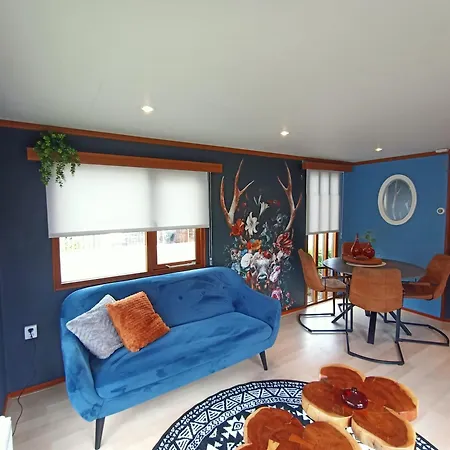 Welkom In Chalet Floral Deer Op De Veluwe Шале *